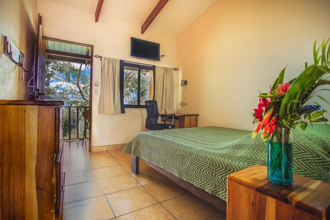 Hotel La Hacienda Quesada  Bagian luar foto