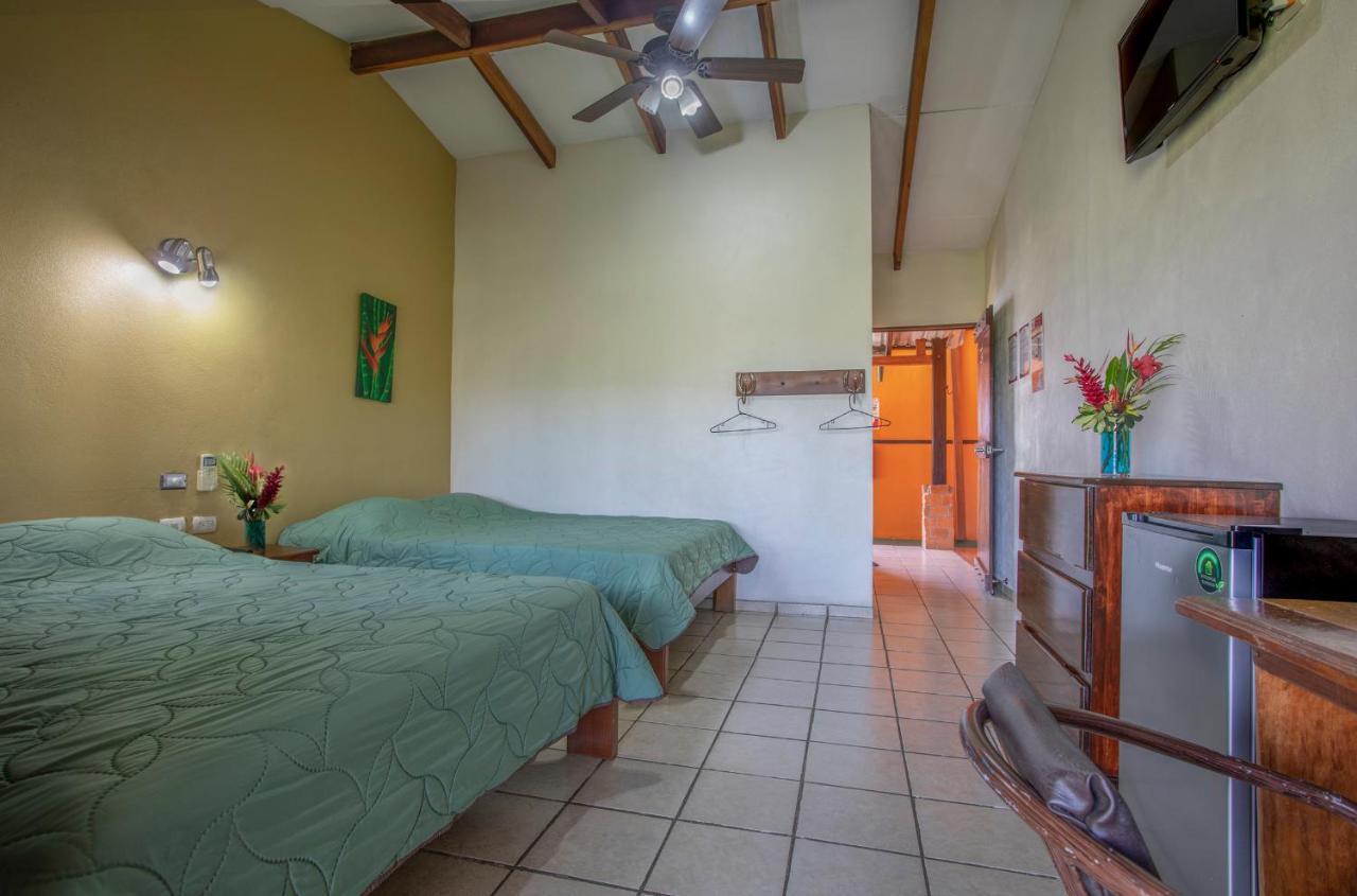 Hotel La Hacienda Quesada  Bagian luar foto