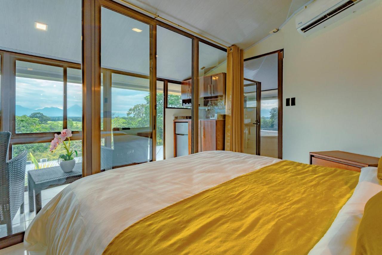 Hotel La Hacienda Quesada  Bagian luar foto