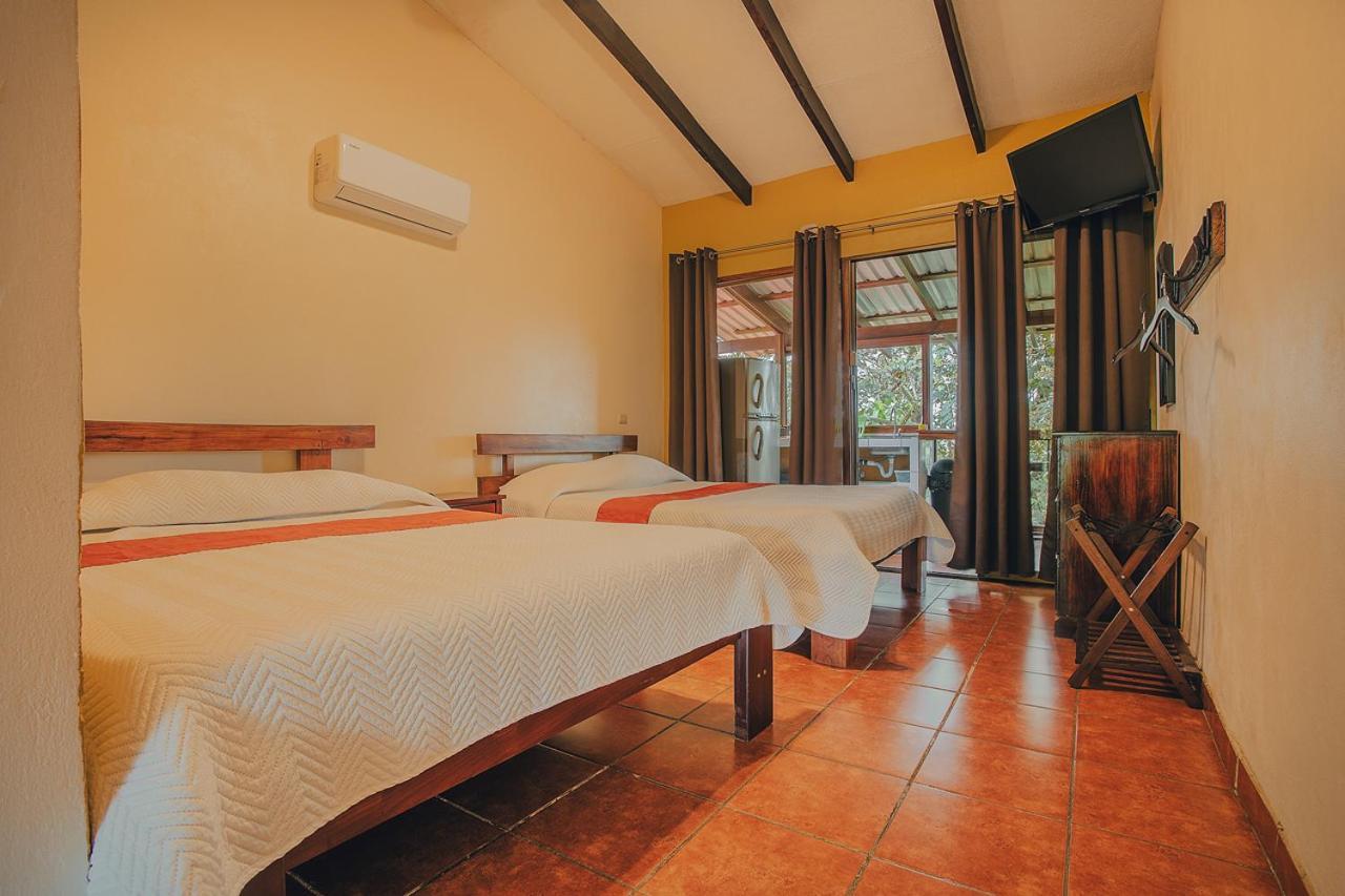 Hotel La Hacienda Quesada  Bagian luar foto